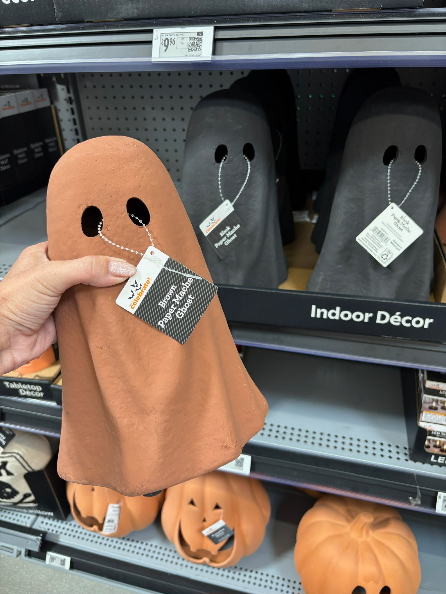 Spooky season is officially taking over Walmart! 👻🎃 This ghost is only $9 and way too cute!!

Halloween, fall, ghost, Walmart, fall decor

#LTKSeasonal #LTKHome