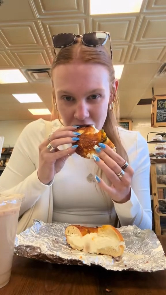 a full day of eats on vacation! 🤍

#LTKdayinmylife #LTKootd #LTKSpringSale