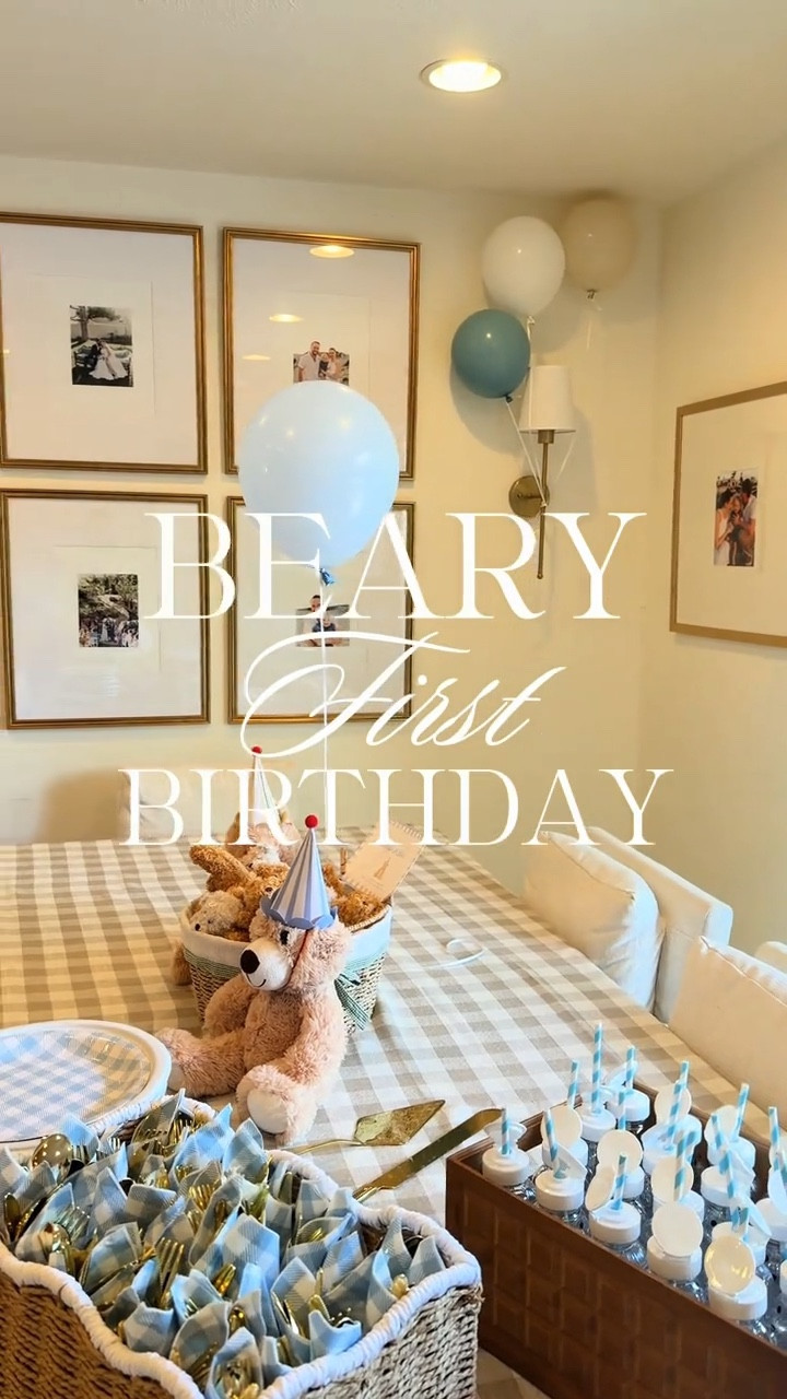 My baby’s Beary First Birthday Party 🧸🤍
I’m so happy with how all the little details came together. I just love the teddy bear and gingham combo. The balloons and party hats really brought everything together. So simple, but so thoughtful.
The honey bear cups were the biggest hit of all with everyone… even the adults 🥹



#BearyFirstBirthday #FirstBirthdayParty #TeddyBearBirthday #FirstBirthdayIdeas #BirthdayPartyDetails

#LTKBaby #LTKHome