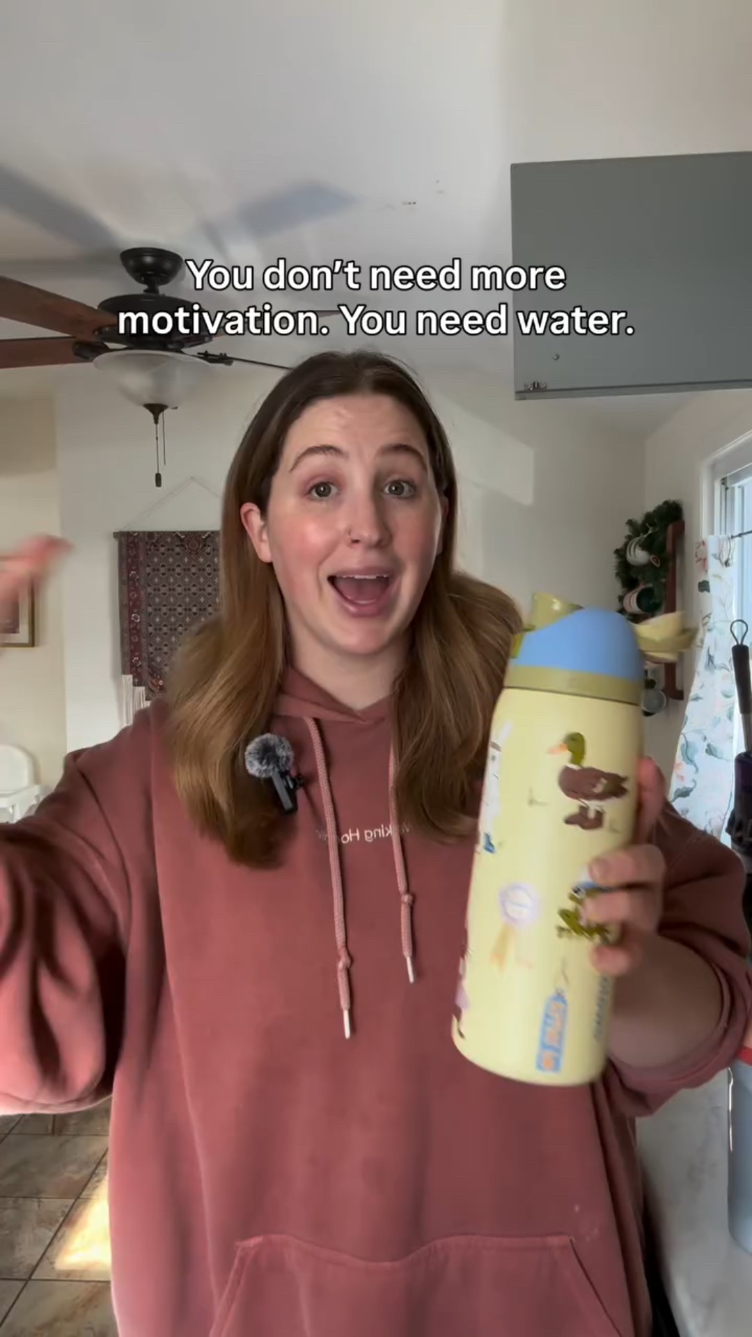 you’re not a cactus 🙅🏼‍♀️🌵 drink water 💦
send this to your dehydrated bestie rn. 

#relatablemom #lifeasmama #momcreator #momreels #drinkmorewater