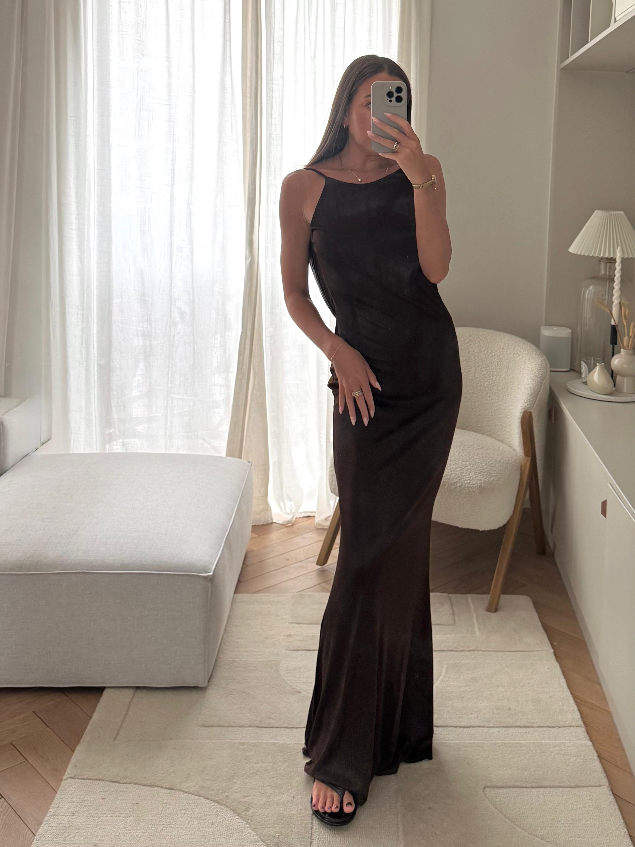 This gorgeous Rat & Boa dress just arrived and I’m already planning to wear it on my next trip in a few weeks. But I had to share it now, it’s that good and I know it won’t stick around for long 🤎 

 #LTKuk #LTKsummer #LTKpartywear