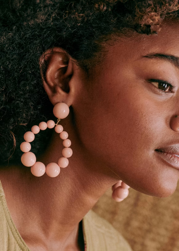 Charlie Earrings - Nude - Resin - Sézane | Sezane Paris