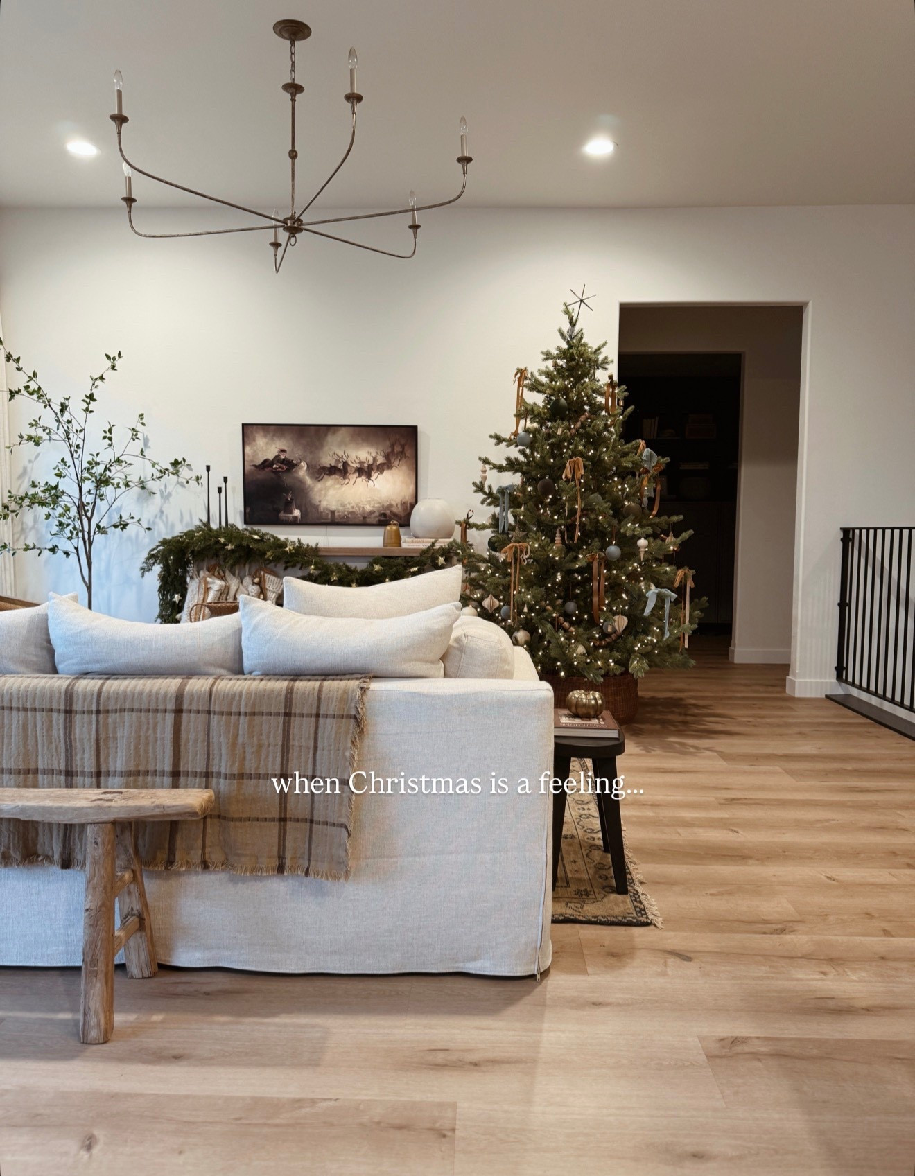 
Only 2 sleeps until Christmas! Here’s a few magical snapshots from last Christmas. 🌲♥️

#christmasathome #christmasaesthetic #christmasmood #holidayhome 

#LTKHoliday #LTKHome