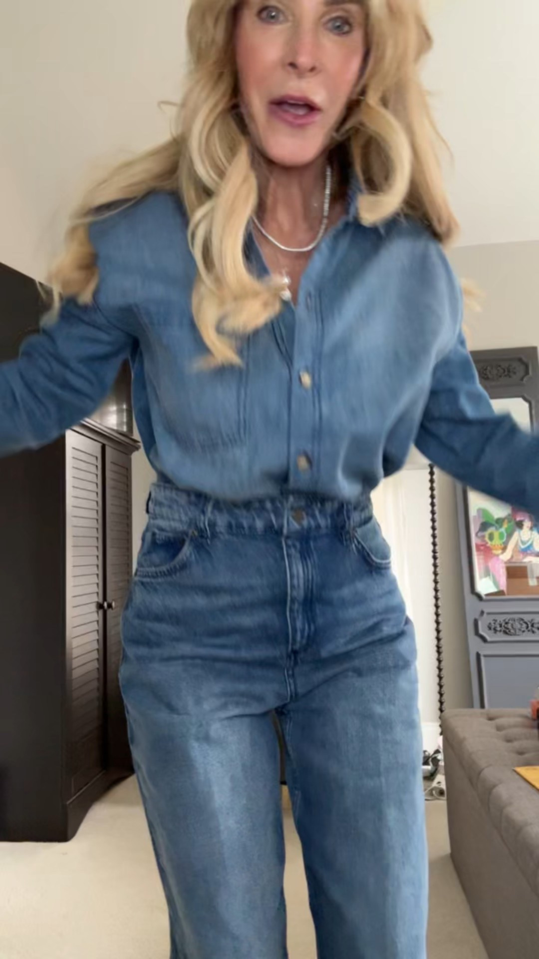 Denim on denim? Yes please! 👖

#LTKOver40 #LTKSeasonal #LTKgrwm