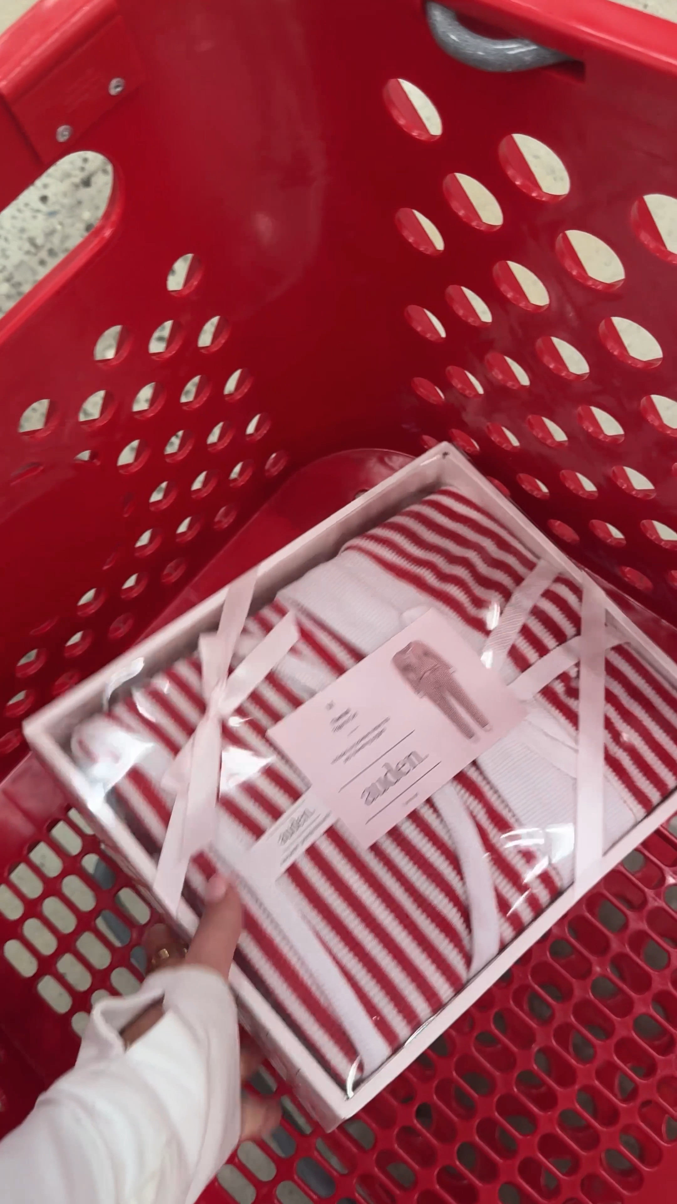 Let’s go shopping at target!! Gifts for her!! 40% off!! 

#LTKCyberWeek #LTKWatchNow #LTKGiftGuide