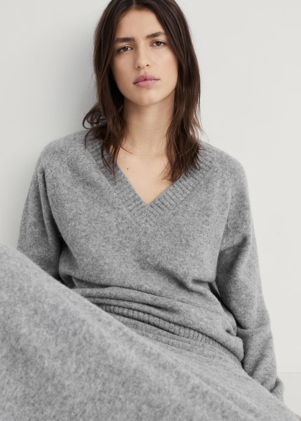 V-neck knit sweater | Mango (US/MX/AU)