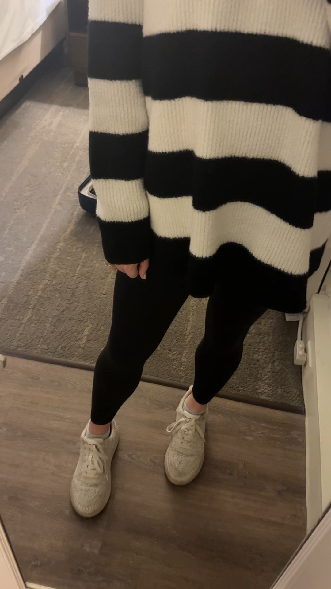 One of my favorite show me your mumu sweaters it’s so warm & soft

#LTKFindsUnder100 #LTKStyleTip #LTKSeasonal