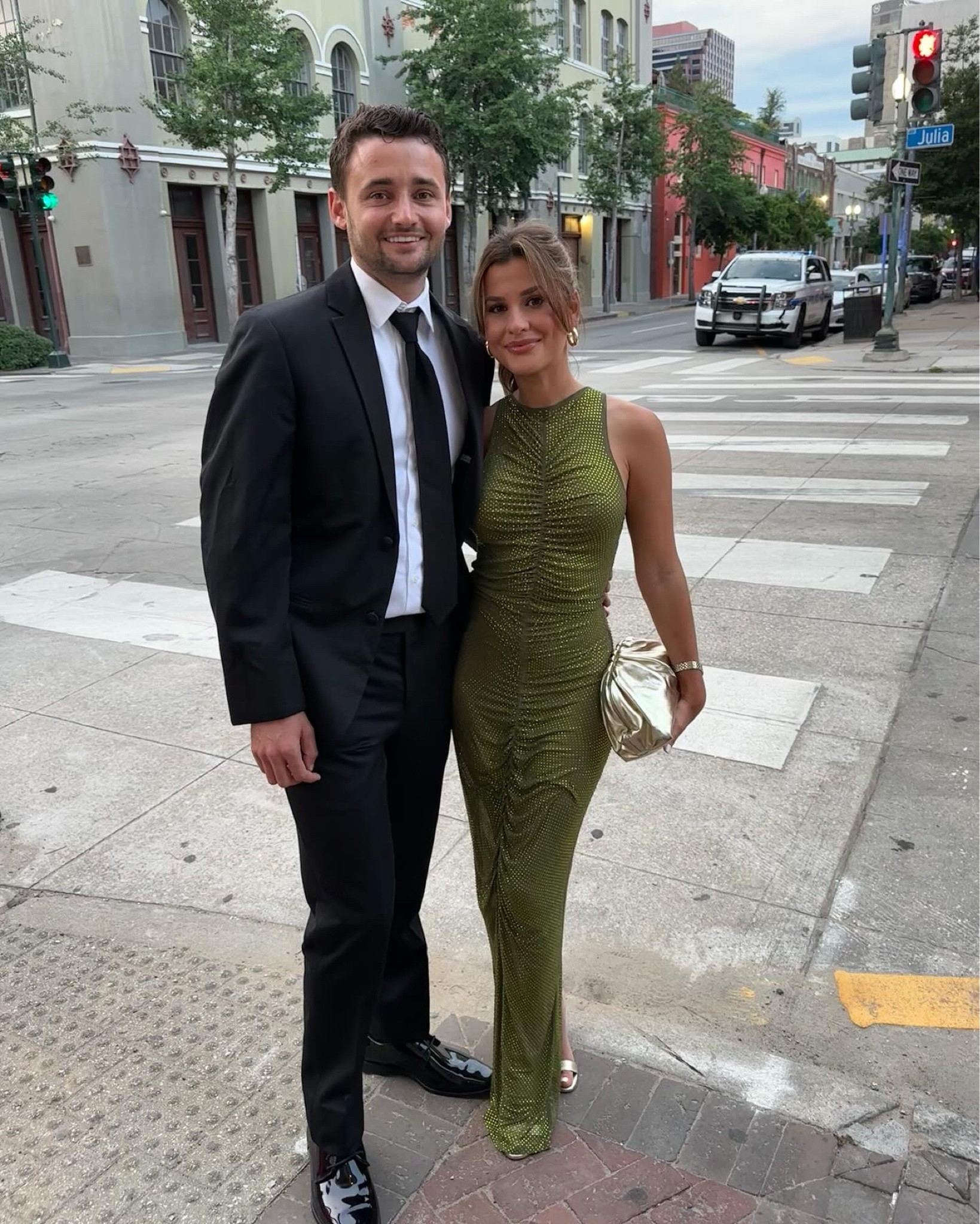 Wore this green fitted rhinestone retrofete dress to my friends wedding this weekend and got so many compliments! Super comfy and easy to dance in! Also comes in a gorgeous yellow! Got this gold clutch from tuckernuck & under $200! 

#LTKParties #LTKWedding #LTKStyleTip