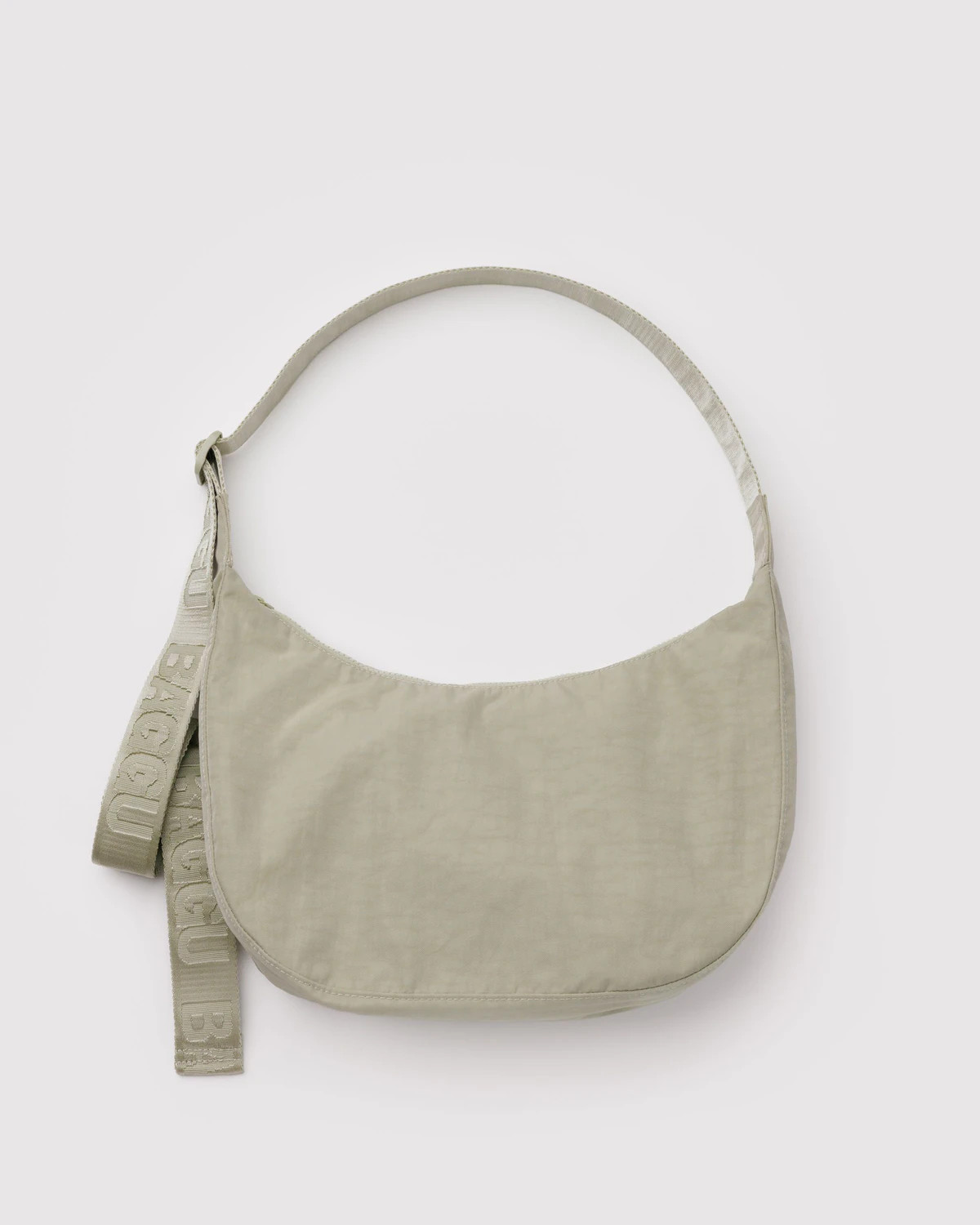 Medium Nylon Crescent Bag | BAGGU
