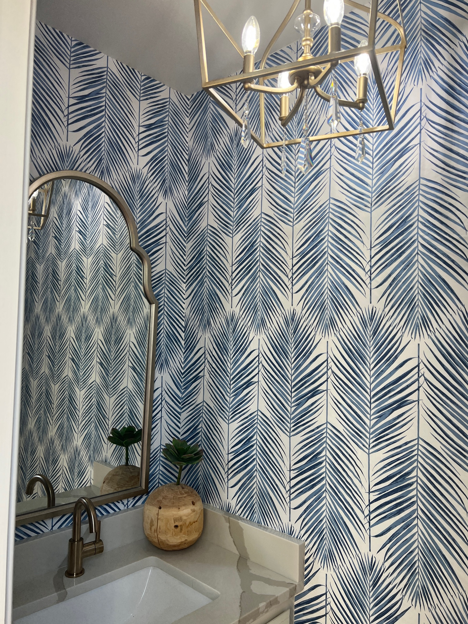 Powder bath  Wallpaper

#LTKhome #LTKU #LTKstyletip