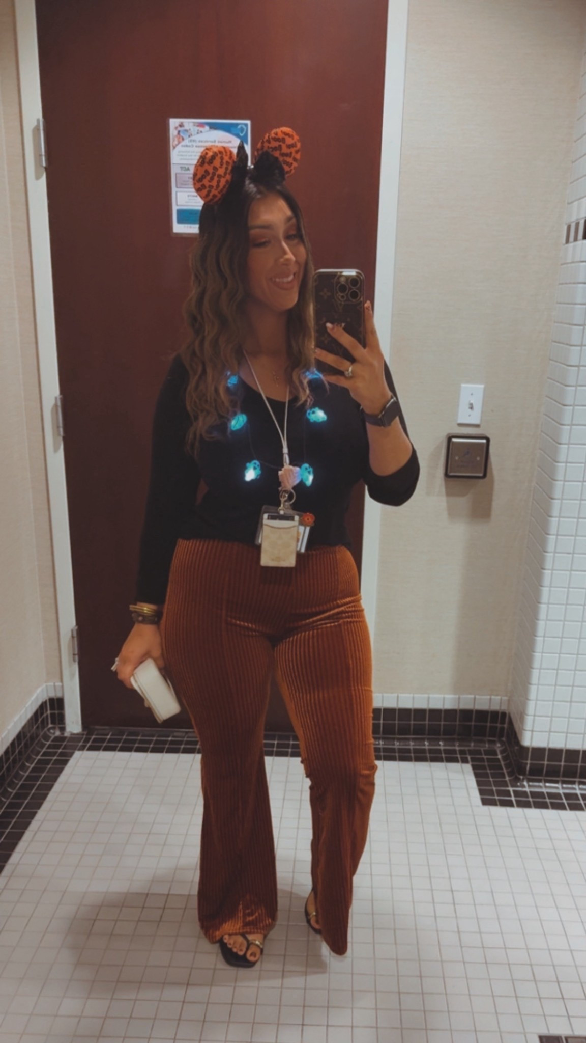 A cute Orange moment for Halloween 🧡
 #Halloween #Halloweenootd #halloweenatwork #corporateootd #workootd #ootdofficeedt

#LTKHalloween #LTKStyleTip #LTKMidsize