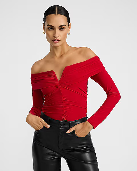 Ruched V-Wire Fold Over Off The Shoulder Long Sleeve Top | Express