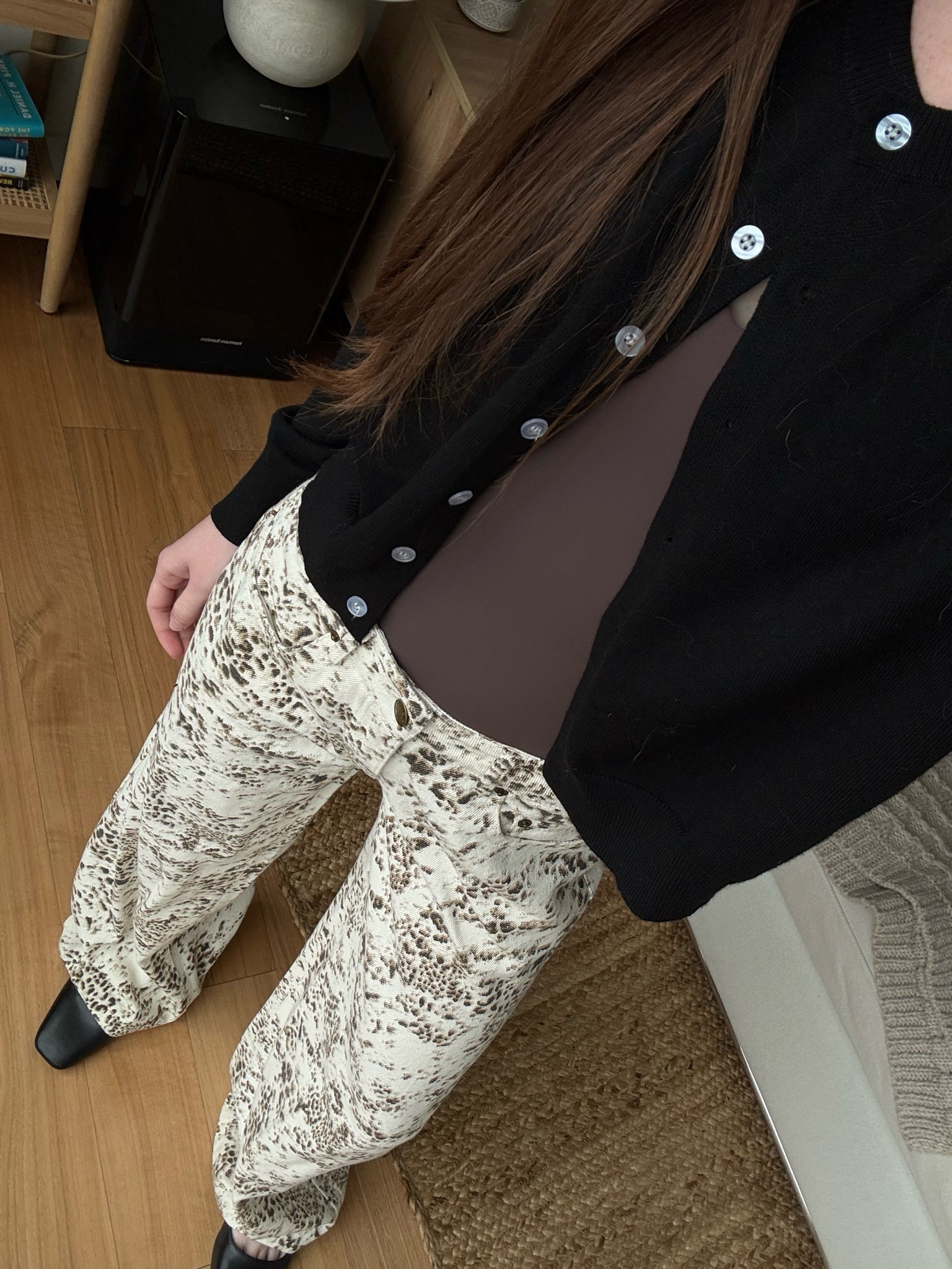 snow leopard jeans 🐆❄️ *from Edikted use CATHIEOB10 for $$$ off*
#outfitinspo #springfashion

#LTKPetite #LTKSeasonal #LTKSaleAlert