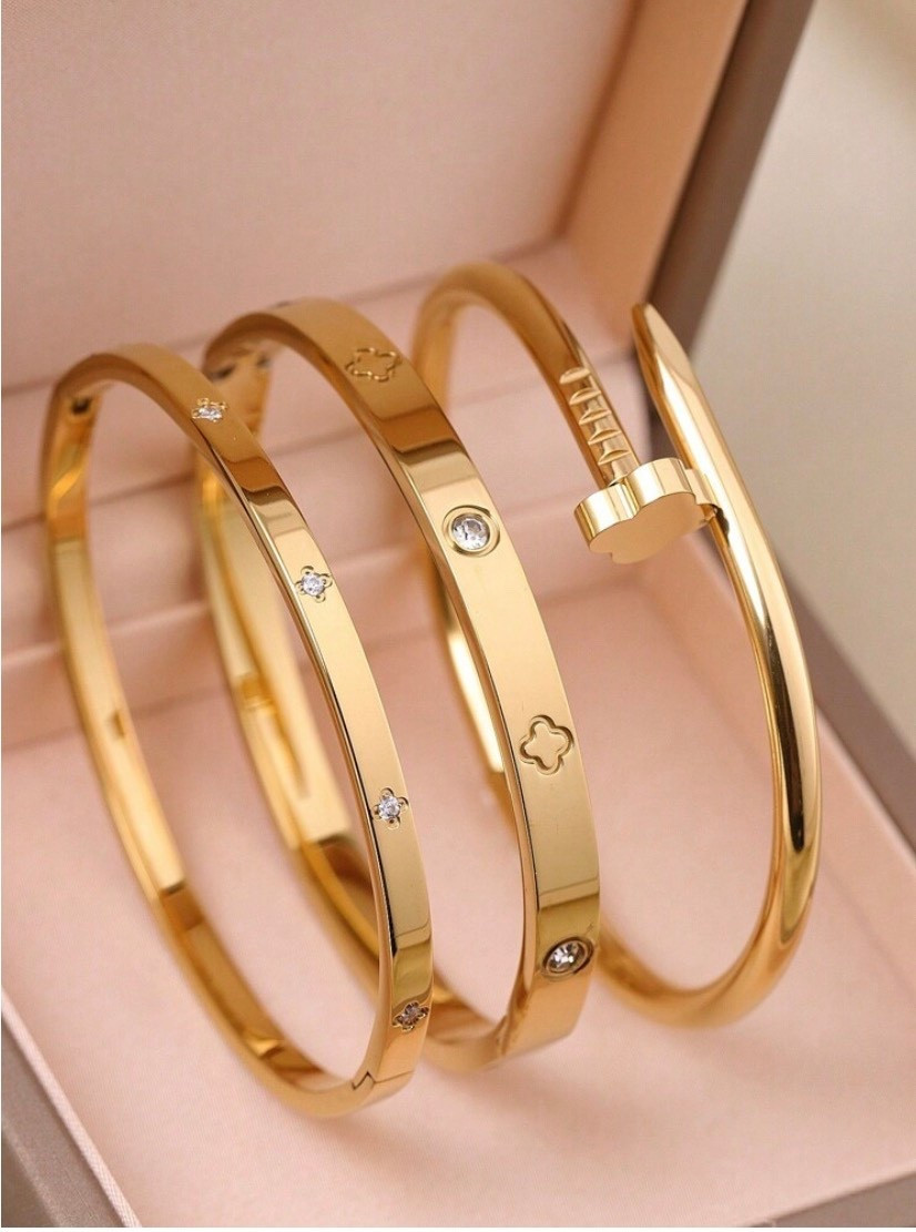 Under $5.00 bracelets for daily wear

#LTKSaleAlert #LTKgrwm