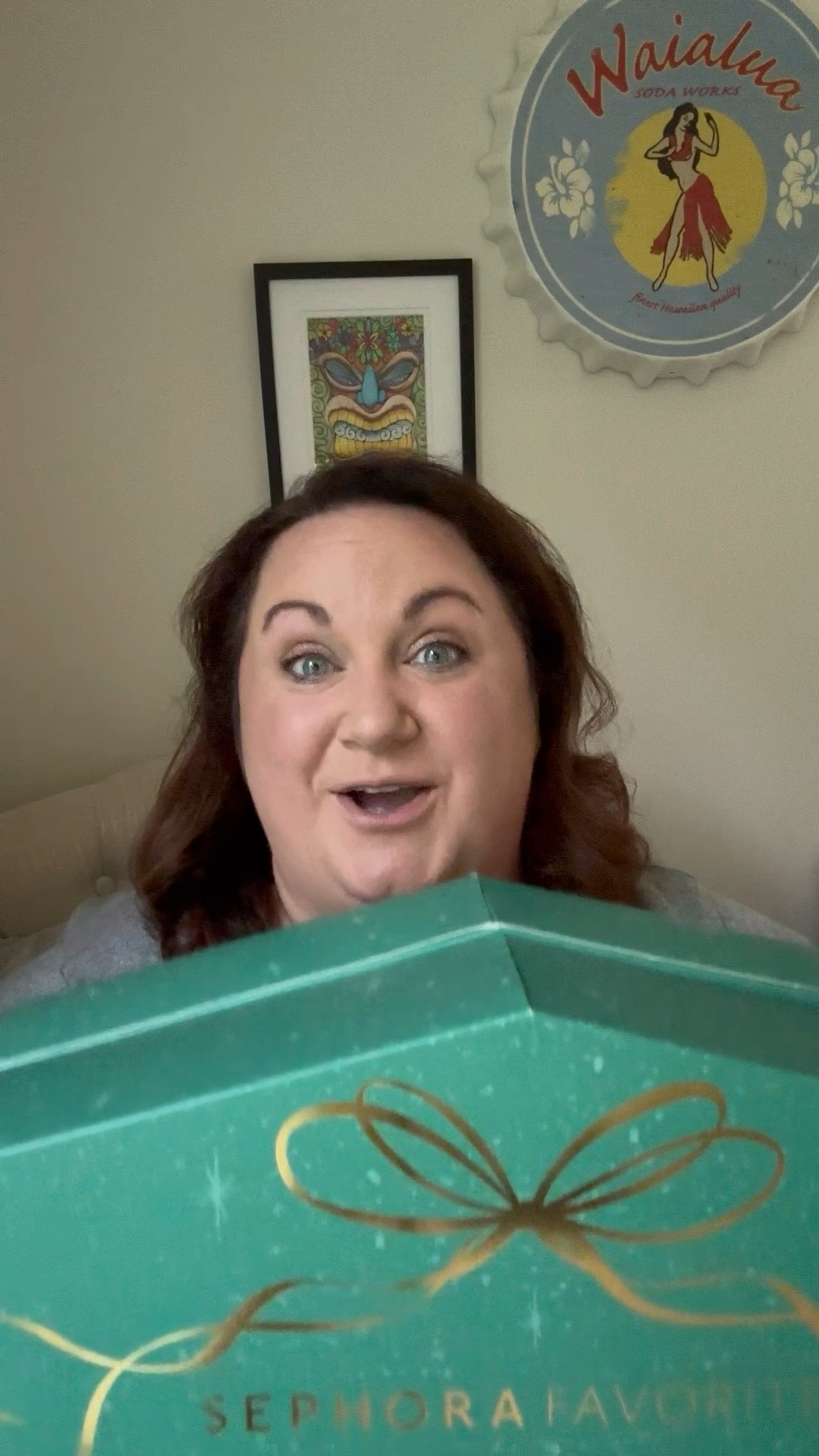 Day 25 of my Sephora advent calendar unboxing is here, and they sent me out happy! 

Today, I’ve got the Peter Thomas Roth Water Drench Hyaluronic Cloud Cream Moisturizer, and let me tell you—it’s an instant hydration boost. The texture is silky smooth, lightweight, and makes my skin feel plump and dewy without any greasiness. 

The product is fragrance-free, which is a bonus for those with sensitive skin, and its hyaluronic acid formula locks in moisture for up to 72 hours. If you’re looking for a serious moisture surge, this is it!

Head over to my post to see the full unboxing and follow along to catch all the other surprises from this series! 

Follow so you don’t miss my wrap up with the top 3 items from this Sephora Advent Calendar.


#LTKBeauty #LTKVideo #LTKSeasonal