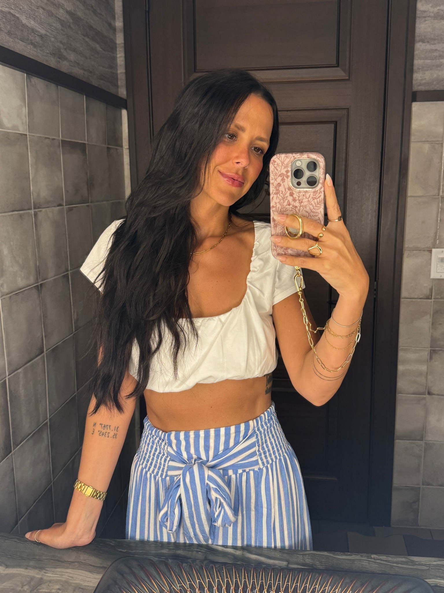 This top is so perfect for spring & summer and only $14. Runs TTS I’m wearing a small  

#LTKFindsUnder50 #LTKSeasonal #LTKSummerEdit