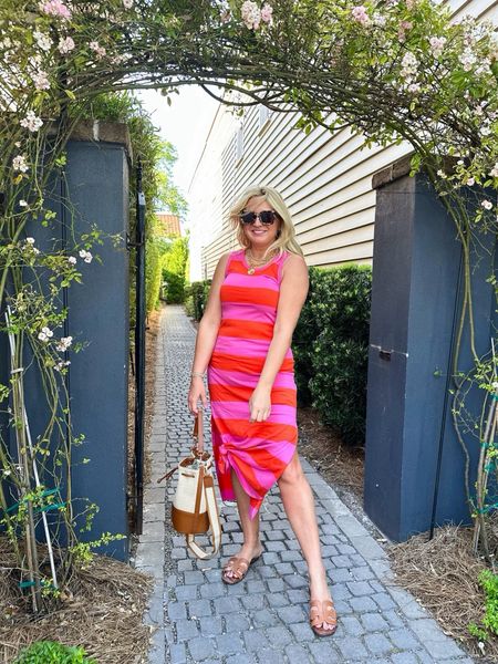 Great dress for vacation, date night, or fun! Wearing a small. Code FANCY10 for 10% off 

#LTKfindsunder100 #LTKSeasonal #LTKstyletip