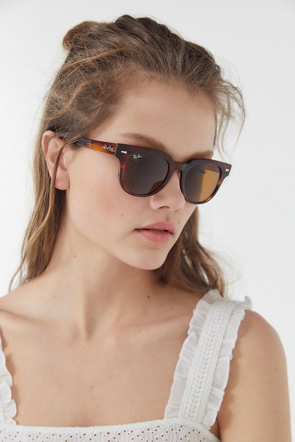 Ray-Ban Meteor Sunglasses | Urban Outfitters (US and RoW)