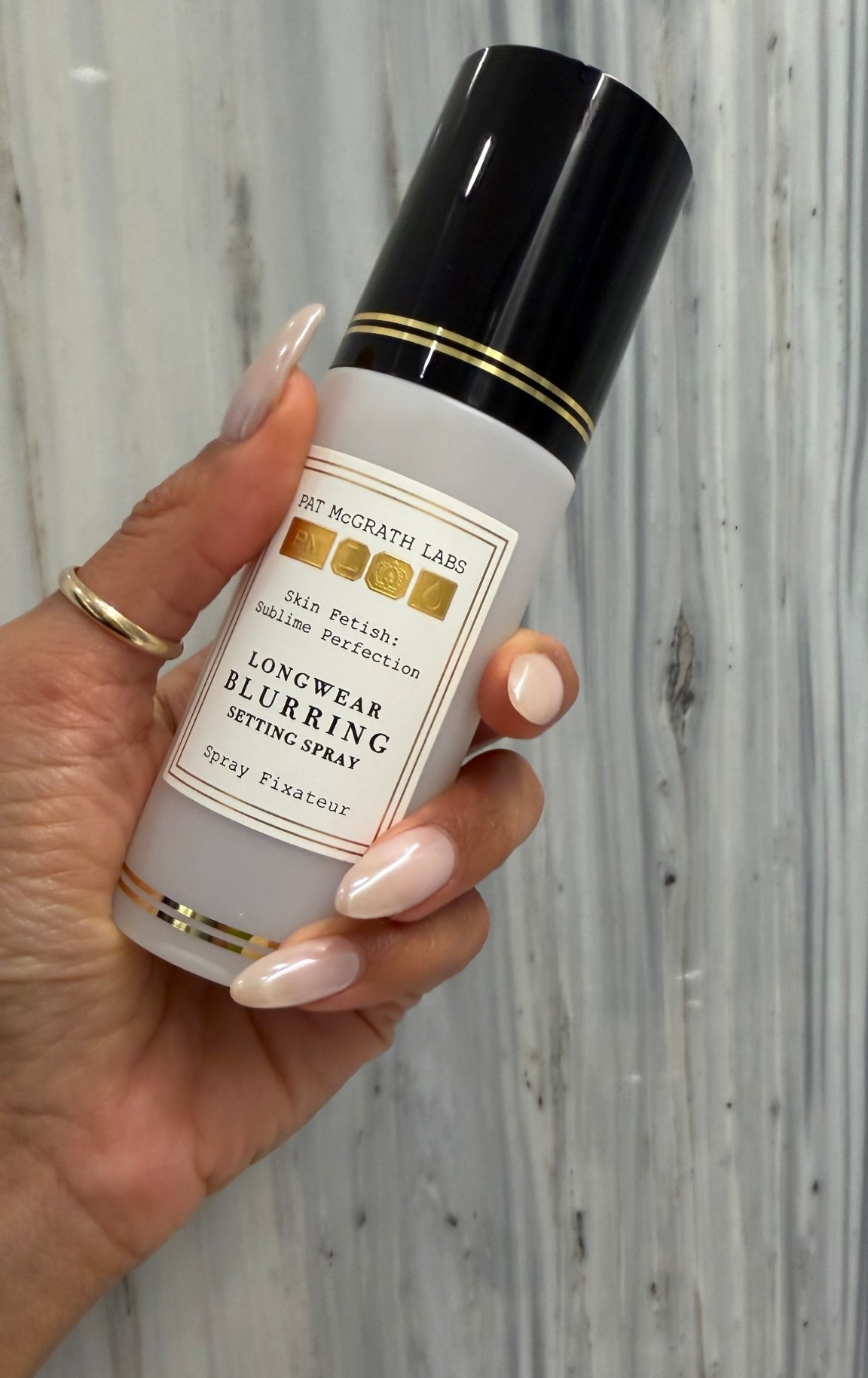 This makeup setting spray is Life Changing: your make up will not budge or crease for hours! It locks in your look and resists heat and humidity. A Must Have

#LTKBeauty