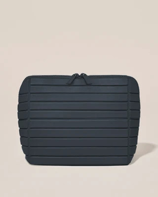 The Medium Indigo Traveller | Afform