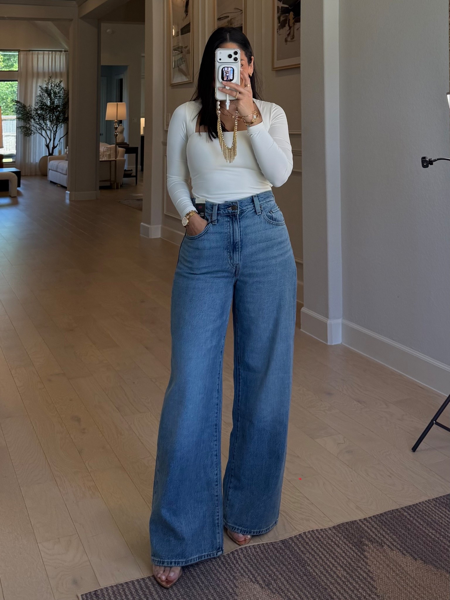 Obsessed with my new @Levi's cinch 🤩

#LTKSeasonal #LTKgrwm #LTKootd