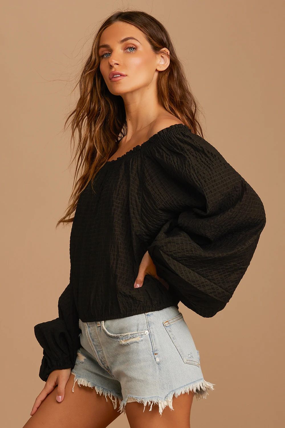 Alicia Black Off-the-Shoulder Puff Sleeve Tie-Back Crop Top | Lulus (US)