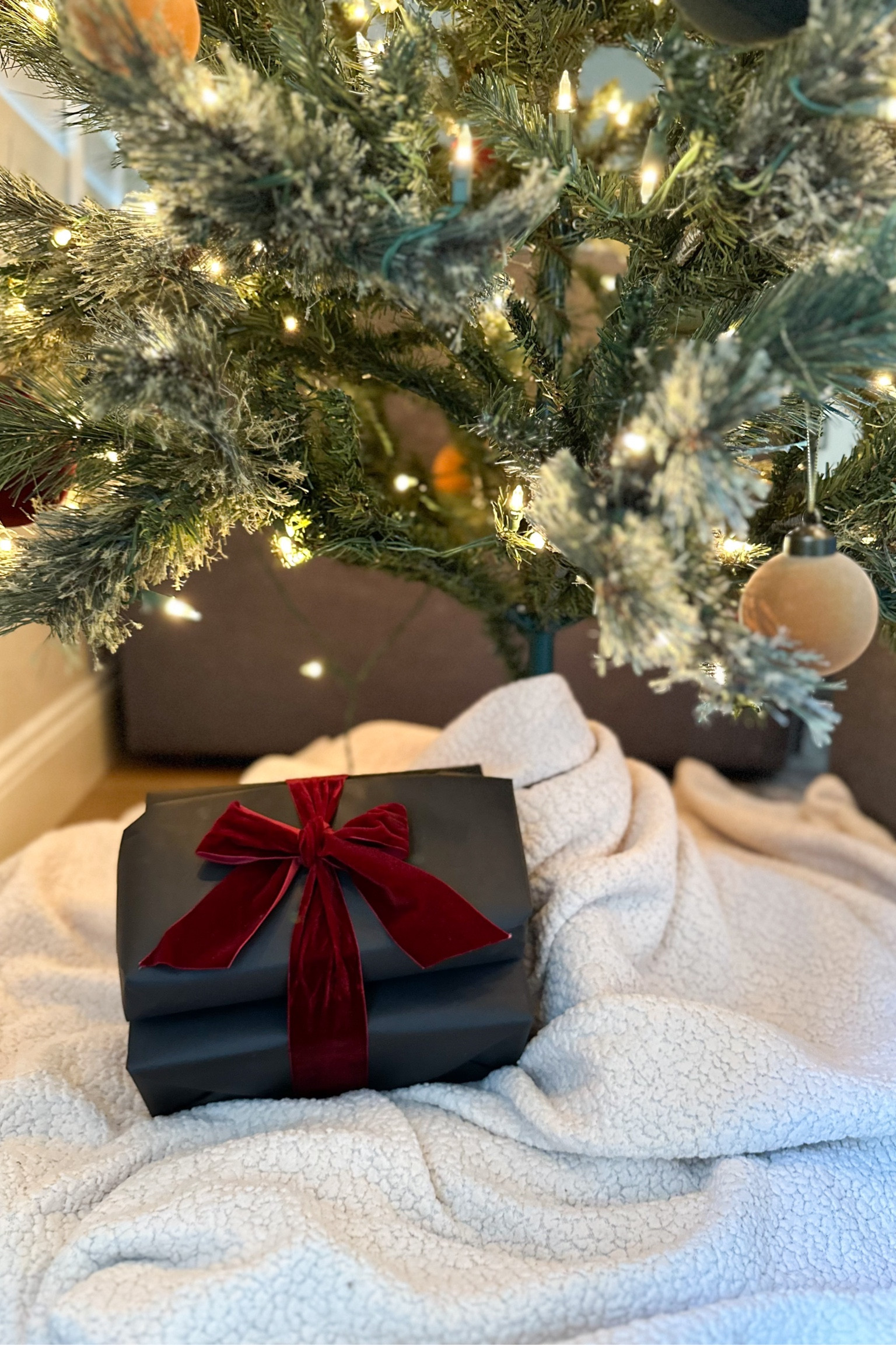 Black wrapping paper, black craft paper, velvet ribbon, Christmas wrapping paper.

#LTKGiftGuide #LTKHoliday