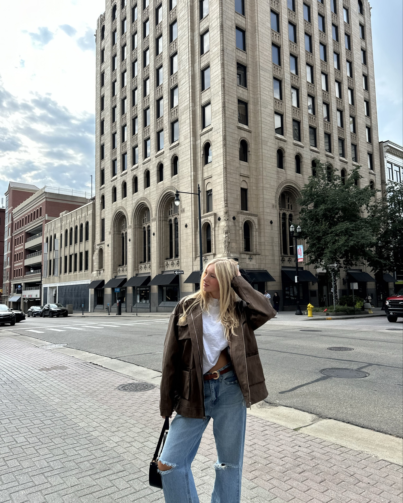 Fall fit 
*
*
*
* jacket- pretty little thing
 T-shirt- pretty little thing
Belt - Cider 
Shoes- New balance