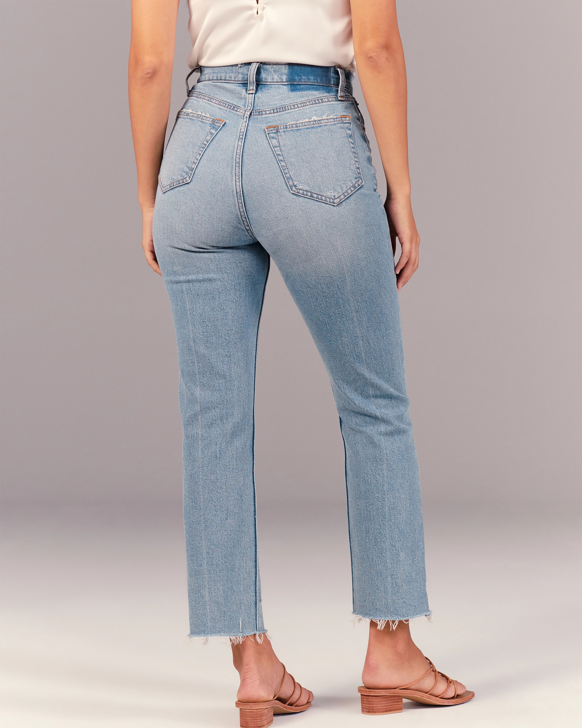Curve Love Ultra High Rise Ankle Straight Jeans | Abercrombie & Fitch (US)
