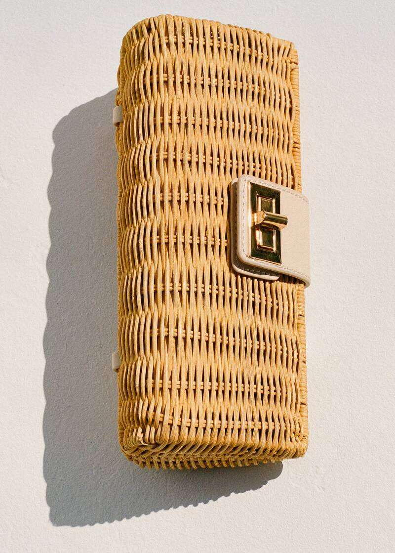 Search: rattan clutch bag (1) | Mango United Kingdom | MANGO (UK)
