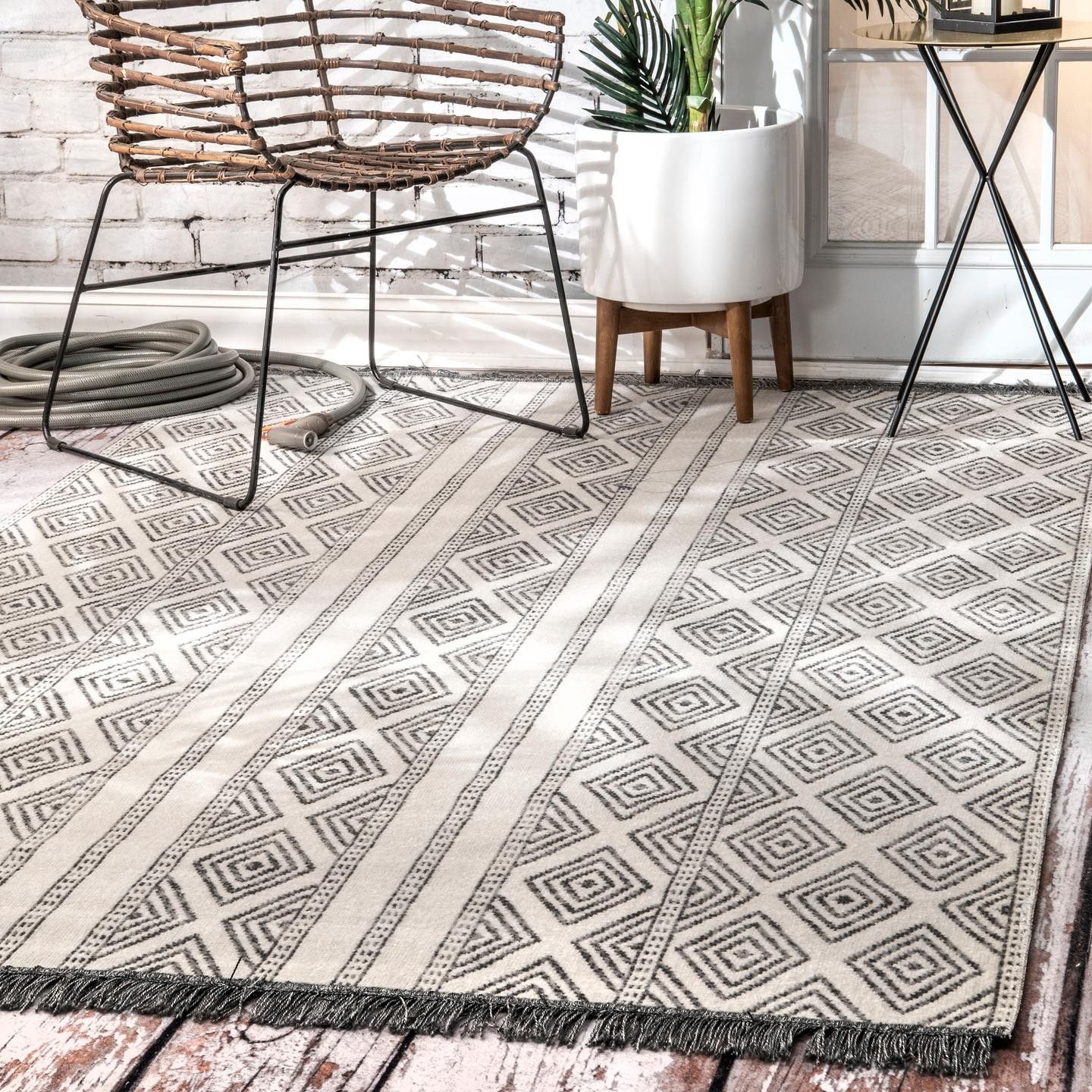 nuLOOM Outdoor Rugs- Striped Miriam Area Rug | Walmart (US)