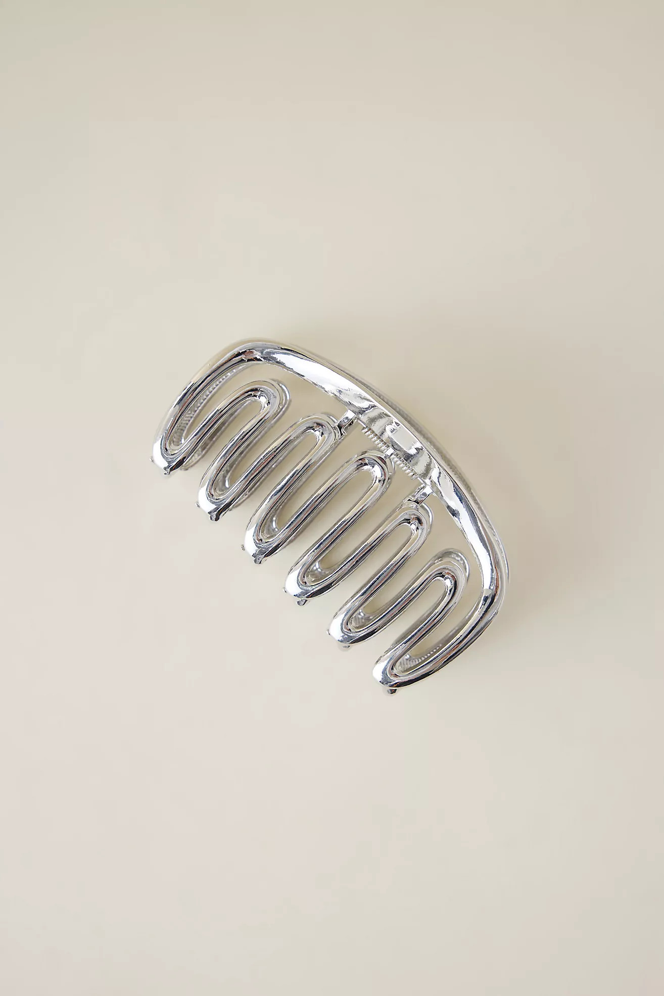 Metal Chunky Hair Claw Clip | Anthropologie (UK)