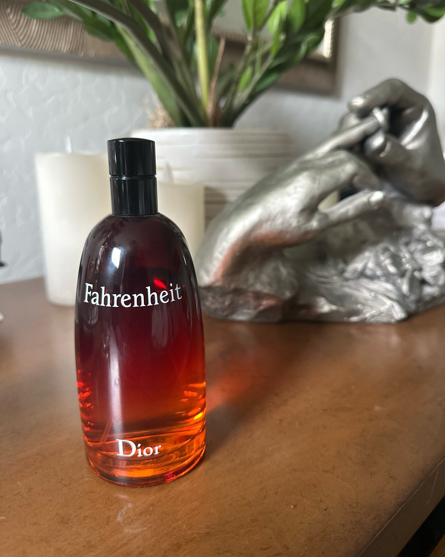 Winter fragrance
Cologne


#LTKHoliday #LTKmens #LTKGiftGuide