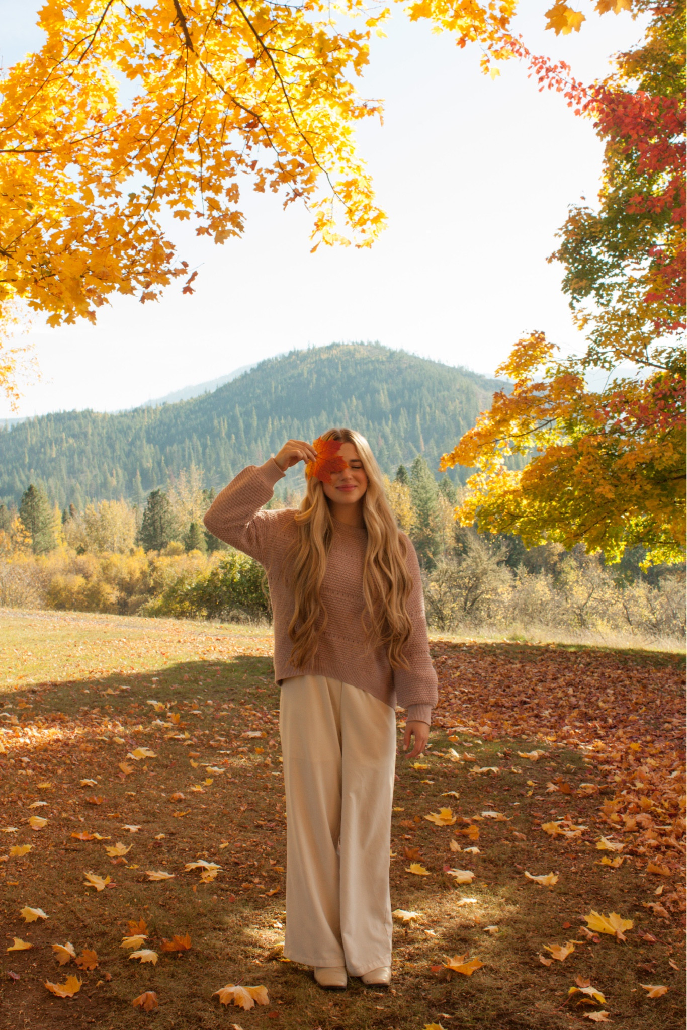 took a little day trip + wore the comfiest fall fit!! the sweater is the “Textured Pointelle Hi-Lo Hem Sweater for Girls” from Old Navy, but it’s sold out now!!!!! so I tagged similar ones🫶🏻

#LTKSeasonal #LTKstyletip #LTKHalloween