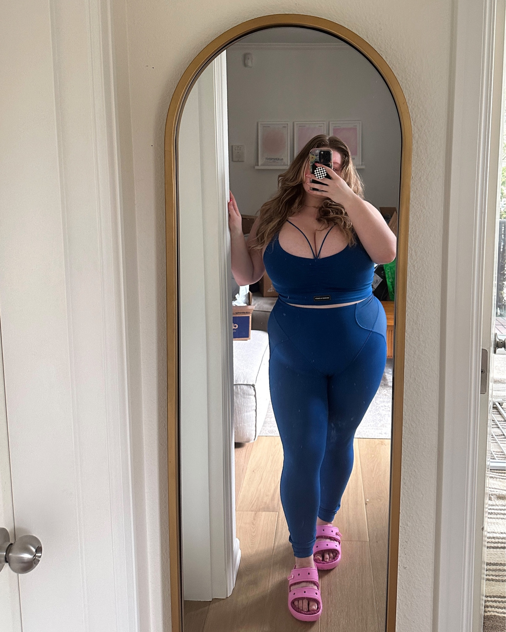 wearing size 1x in both 💙

#LTKcurves #LTKfit