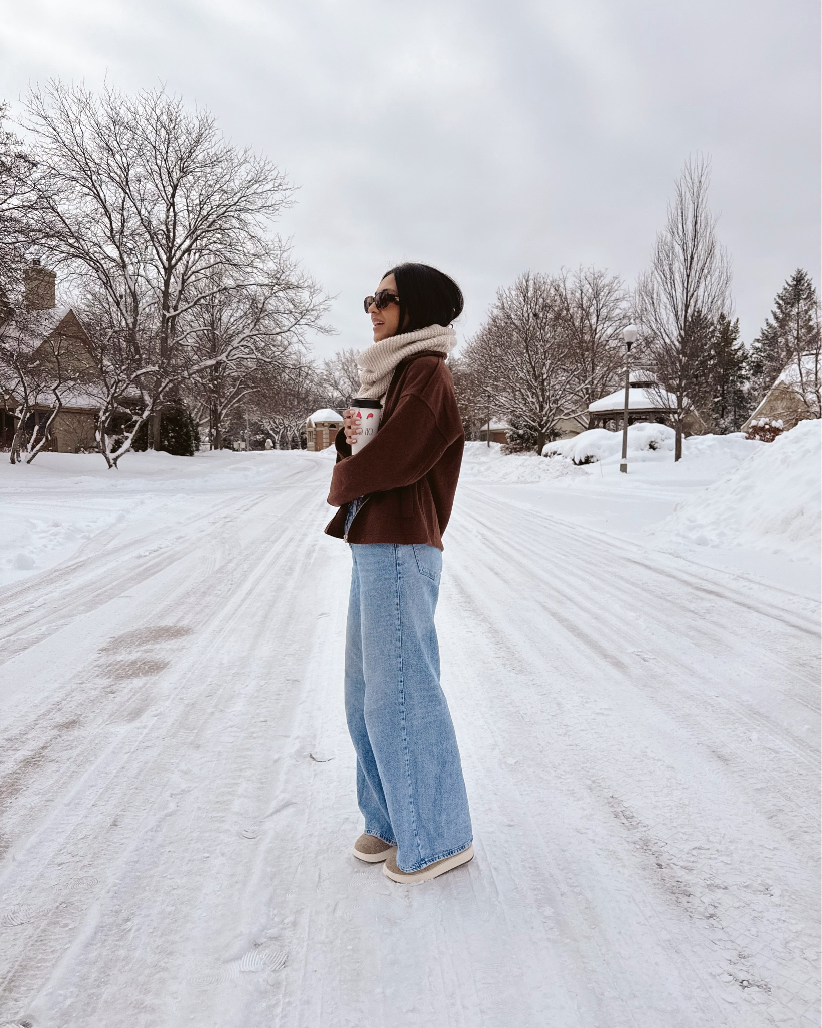 Warm and cozy on a snow day in my @allbirds Kiwi boots! On sale now and they would make the perfect gift. They run small so be sure to size up one size. #giftideas #giftsforher #womensshoes

#LTKHoliday #LTKootd #LTKGiftGuide