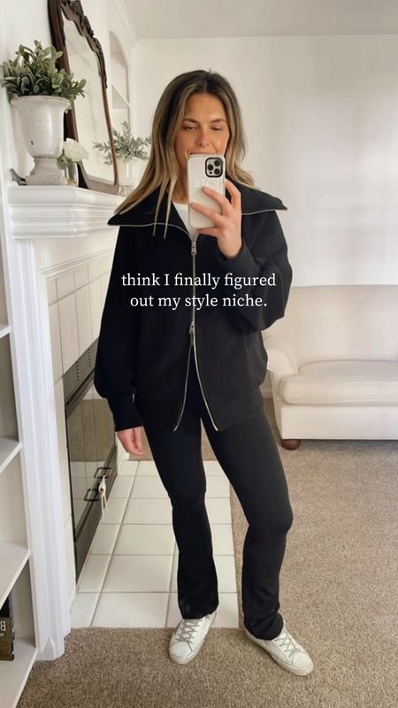 Mom chic. Casual chic. Leggings. Sweatpants. Sweatshirt. Half zip. Activewear. Tank. Mom outfit. Everyday outfit. Summer outfit. Spring outfit. Fall outfit. Winter outfit. Target style. Amazon style.

#LTKMidsize #LTKActive #LTKStyleTip