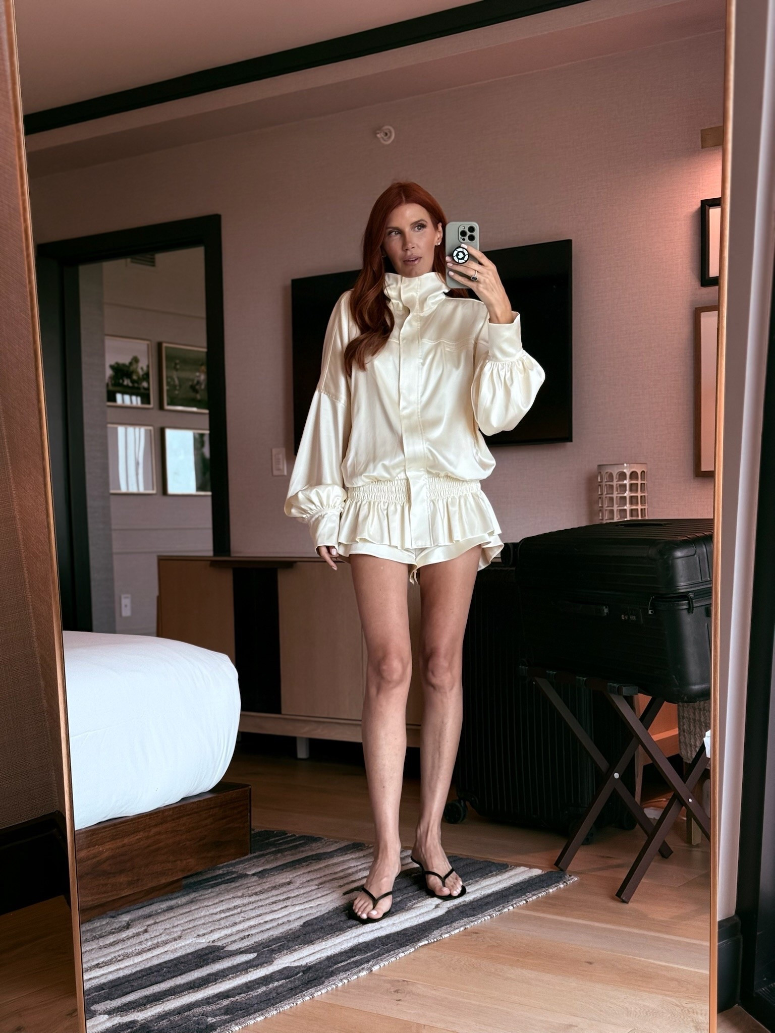 Le fit for day one of #LTKCon. This set is just too good. Light enough for the Texas heat, with the extra layers you need when the AC inside is working overtime. Outfit Olympics are officially underway🏅

#LTKCon #LTKgrwm #LTKootd