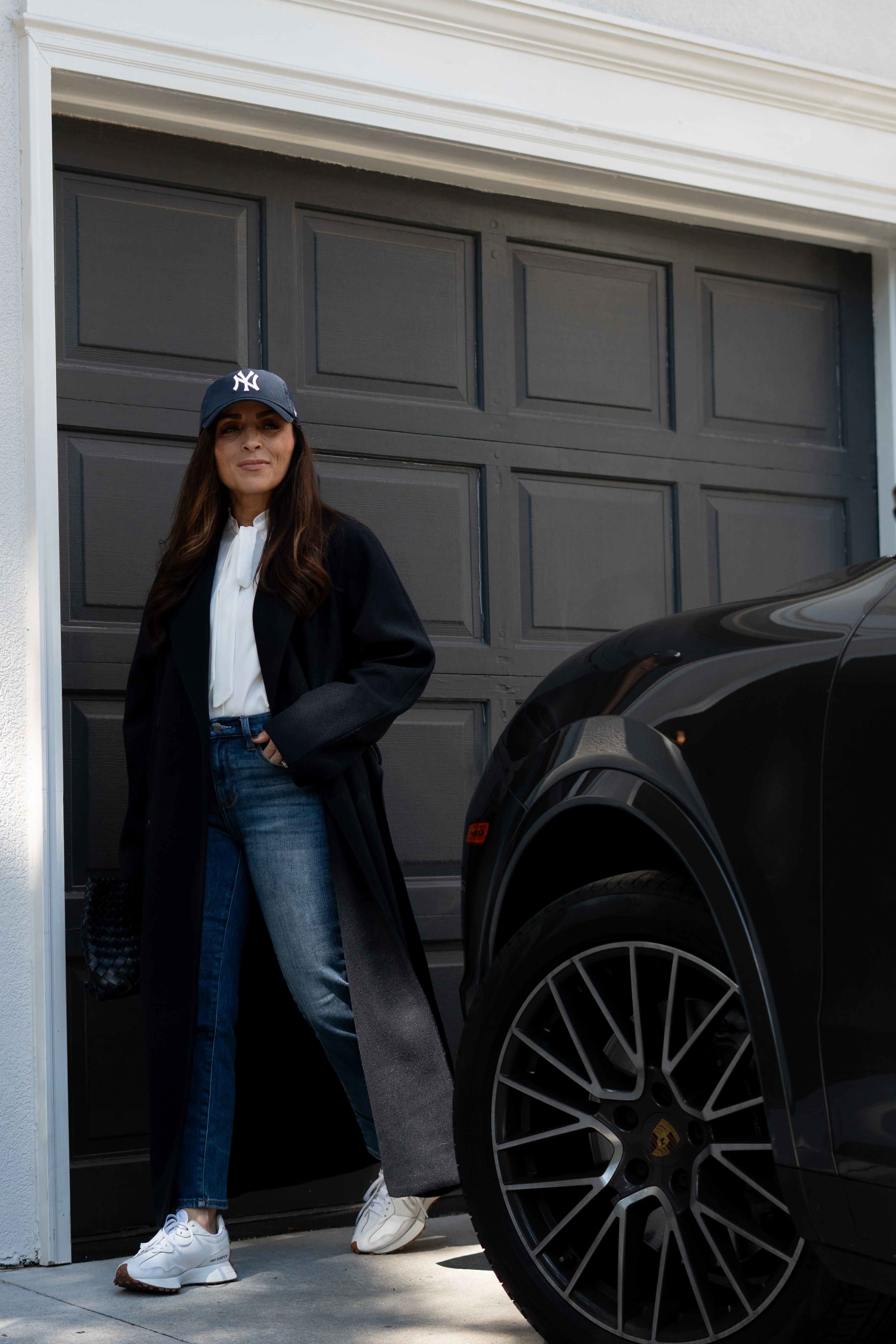 Omg STOP—this look has me feeling myself today!! The Yankees cap totally pulls it all together and adds that cool, relaxed vibe I love. It’s comfy, elevated, and seriously my fave fall outfit right now!! 

 #LTKSeasonal #LTKFindsUnder100 #LTKStyleTip