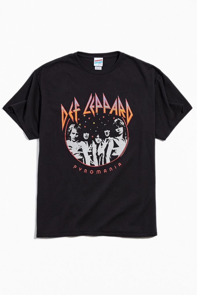 Junk Food Def Leppard Retro Tee | Urban Outfitters (US and RoW)