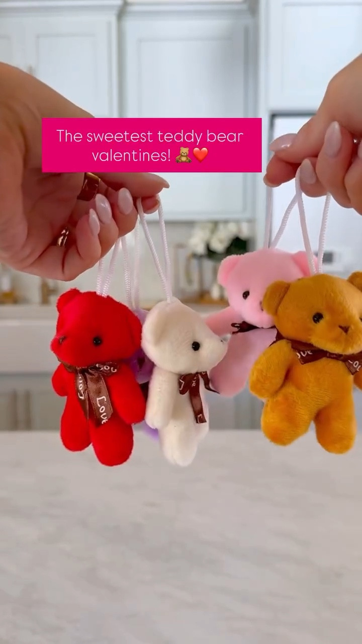 Adorable, affordable and low effort class valentines from Amazon! 


#classvalentines #kidsvalentines #valentinesgifts #classgifts #amazonfinds

#LTKmomlife #LTKKids #LTKSeasonal