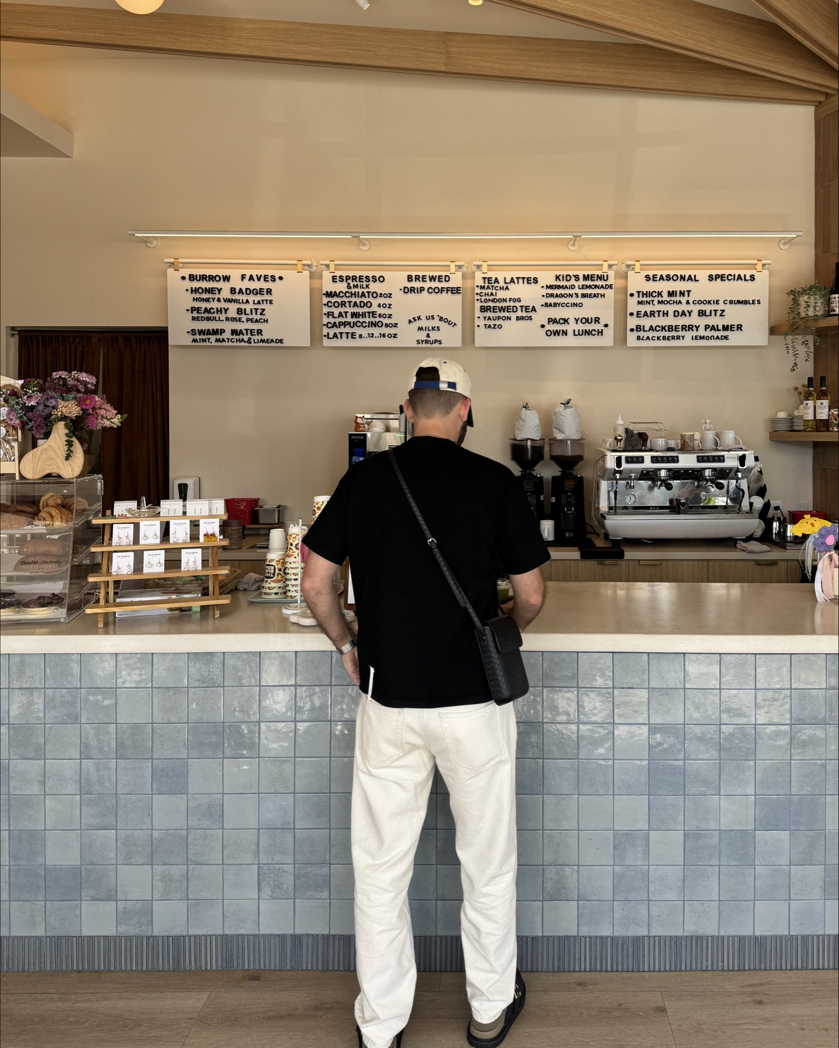 Summer essential outfit

#LTKMens #LTKSeasonal #LTKStyleTip