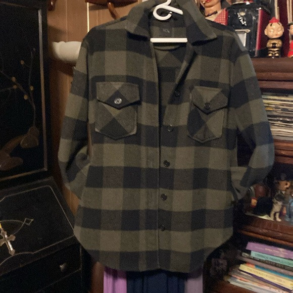 RDI Shirt/Jacket, green/black plaid size smalll | Poshmark