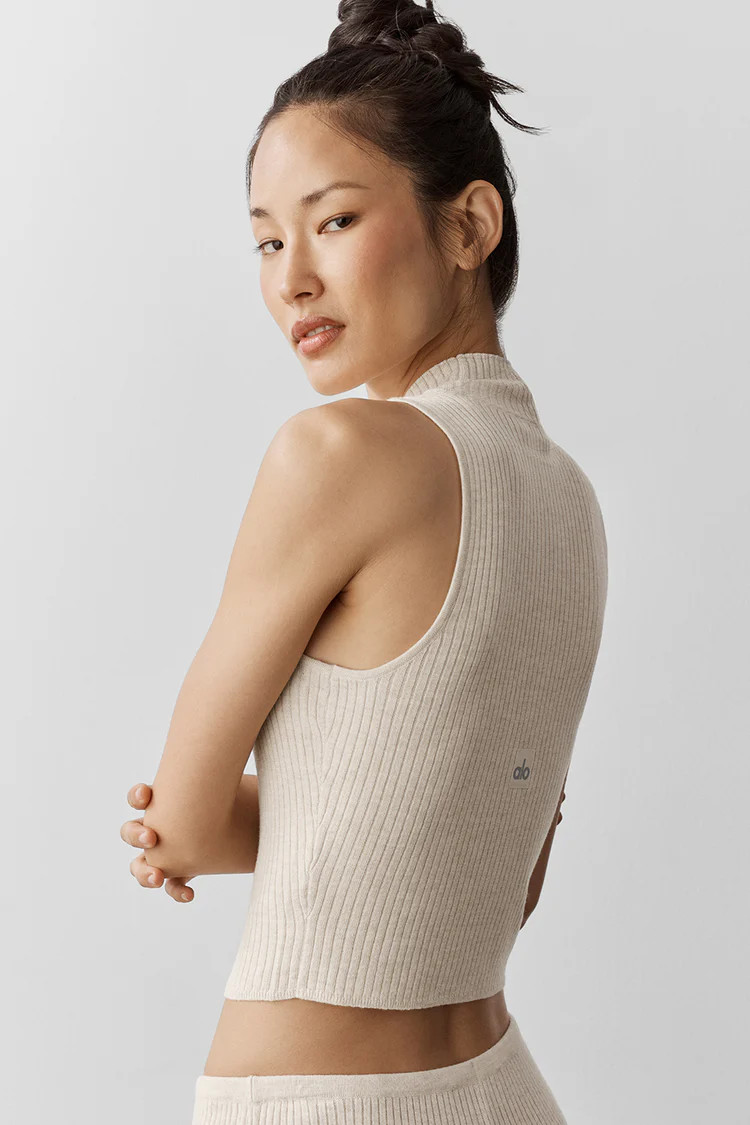 Sweater Knit Unwind Sleeveless Top | Alo Yoga (US)