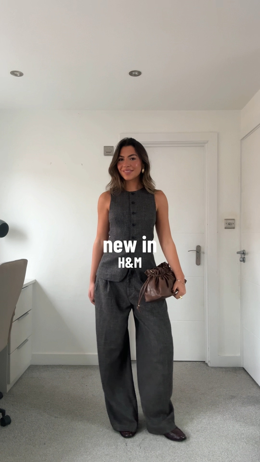 set of dreams🩶

H&M, H&M haul, co-ord set, fashion inspo, workwear, chic outfit, outfit inspo, high-street finds

#LTKworkwear #LTKuk #LTKautumn