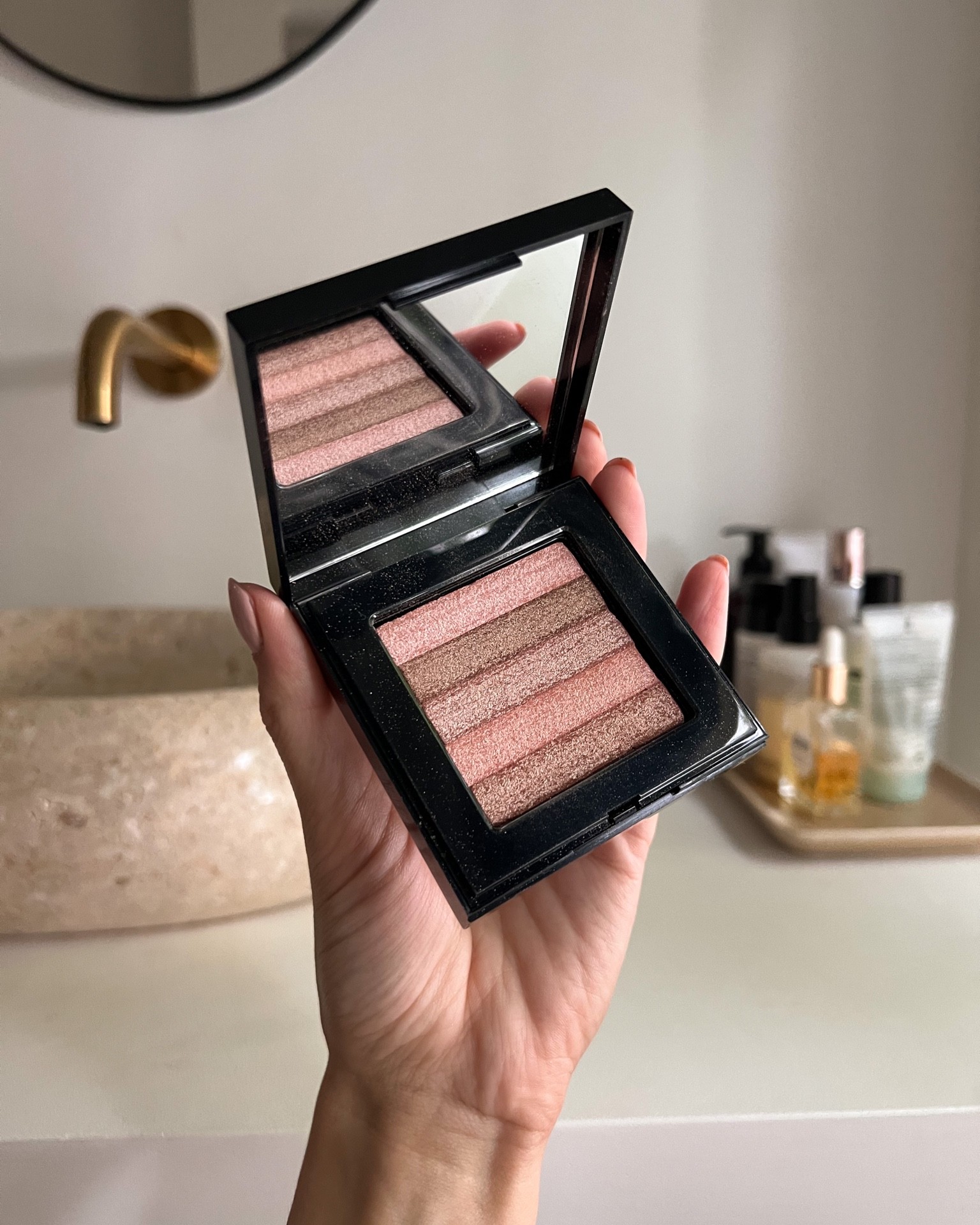 My number 1 beauty favorite. You can use Bobbi Brown’s Shimmer Brick as a highlighter, blush and eyeshadow. It’s perfect for a neutral holiday glow.

#LTKSeasonal #LTKbeauty #LTKHoliday