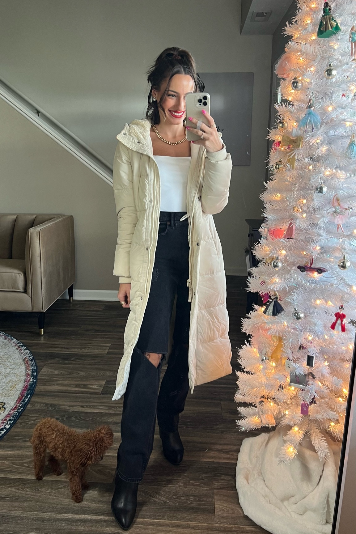 30% off abercrombie + 15% off with code cyberaf
Ultra long parka runs big, size down (wearing a xxs)
Seamless squareneck bodysuit runs tts (wearing an xs)
Ultra high rise 90s straight jeans run tts (wearing a 24 regular)

#LTKCyberweek #LTKsalealert #LTKHoliday