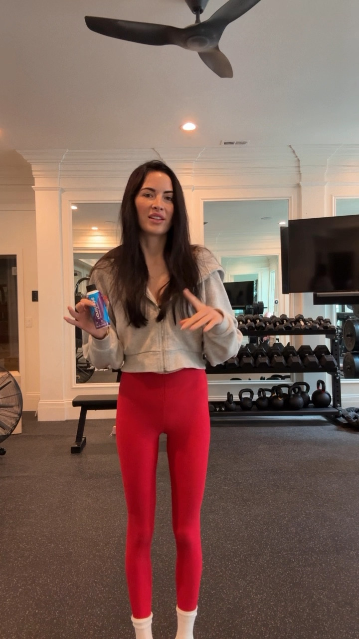 Favorite leggings, socks & sneakers rn. Sneakers are tts. ❤️