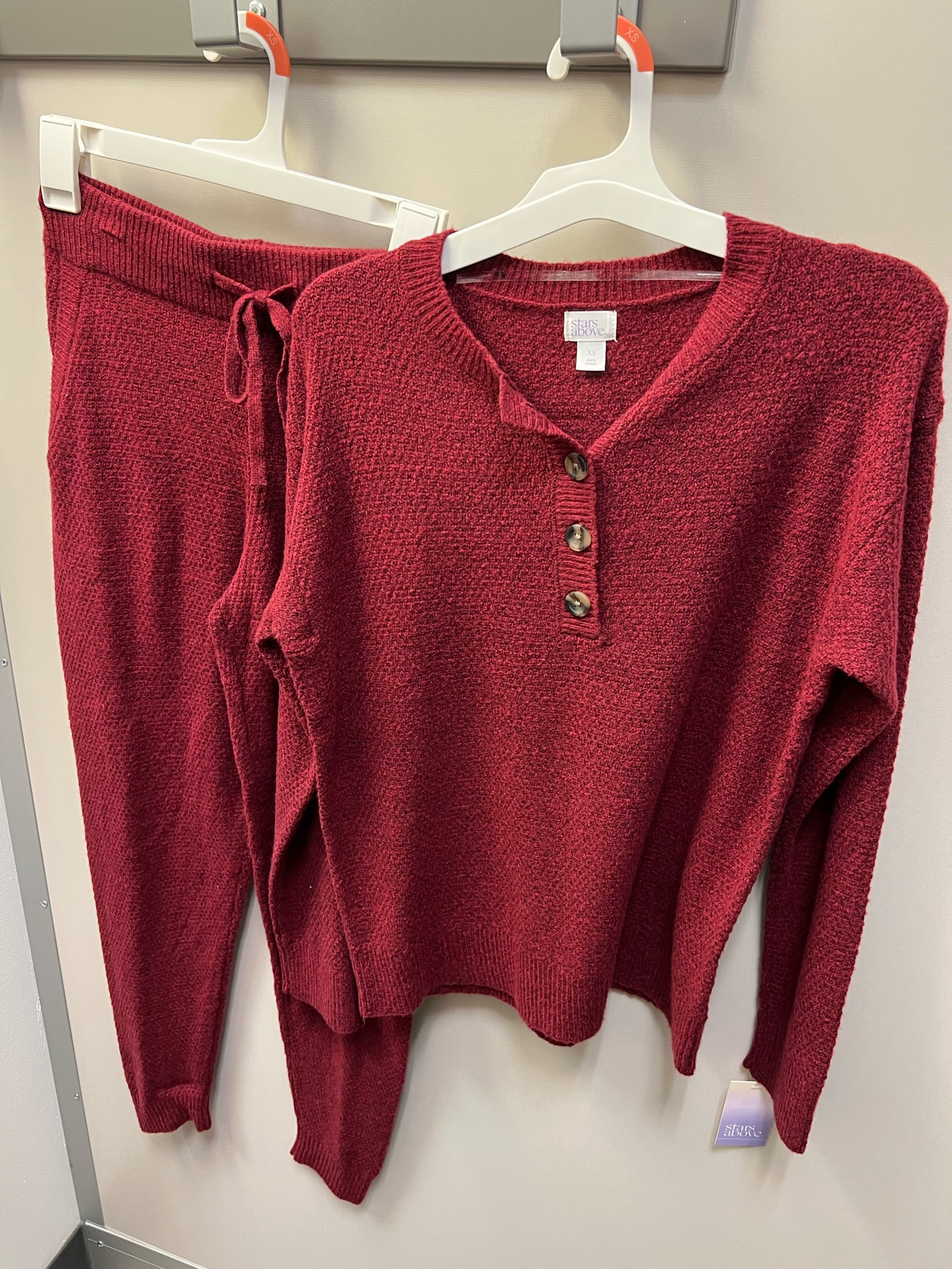 Super soft loungewear/pjs! Come in green and cream  for the holidays, or grey to stay neutral! Sizing: can stay tts or size up one if you want a more relaxed fit.



#LTKHoliday #LTKSeasonal #LTKunder50