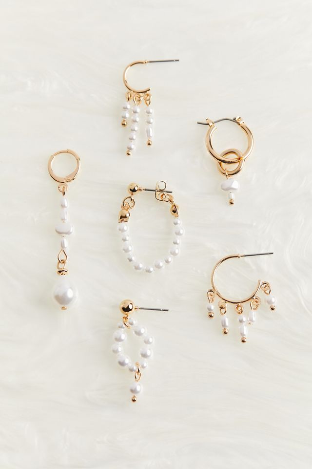 Eva Pearl Mismatch Hoop Earring Set | Urban Outfitters (US and RoW)